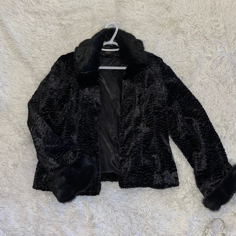 🖤Black jacket coat with faux fur